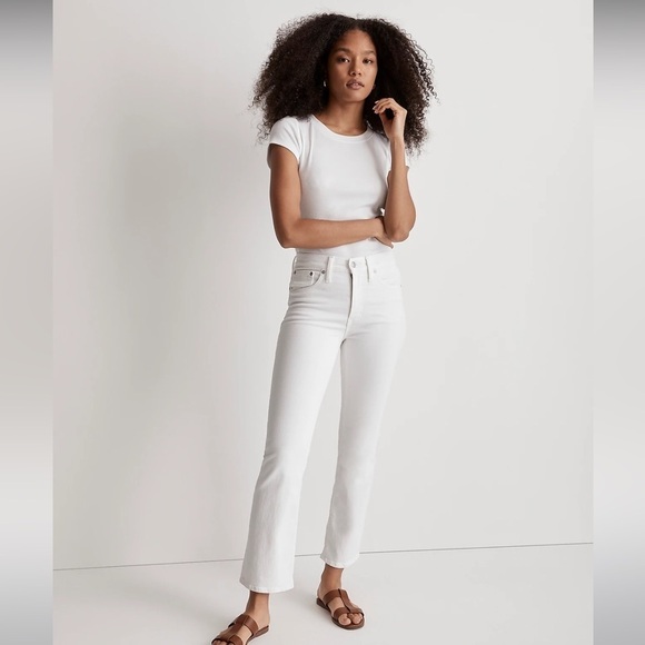 Madewell Denim - Madewell Petite Kick Out Crop Jeans